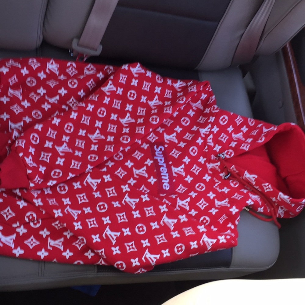 Supreme hoodie red